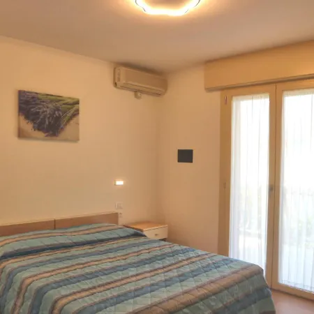 Burello Apartment Lignano Sabbiadoro Exterior photo