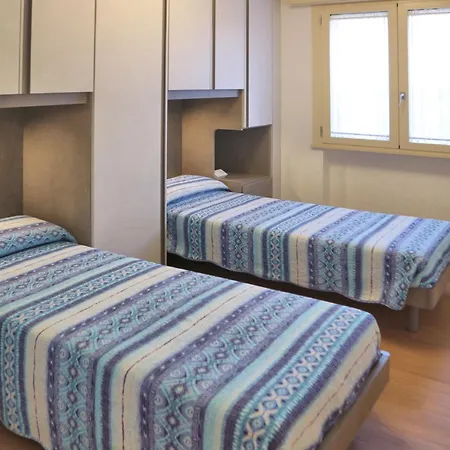 Burello Apartment Lignano Sabbiadoro Exterior photo